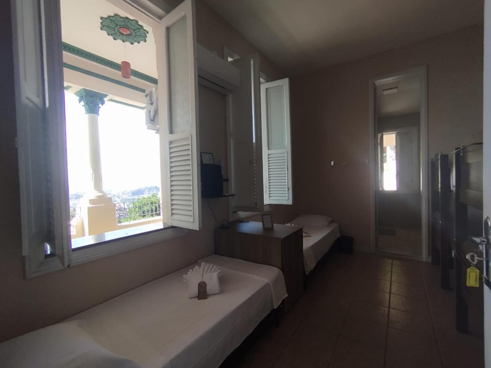 Casa Luzes Ivn * Rio de Janeiro