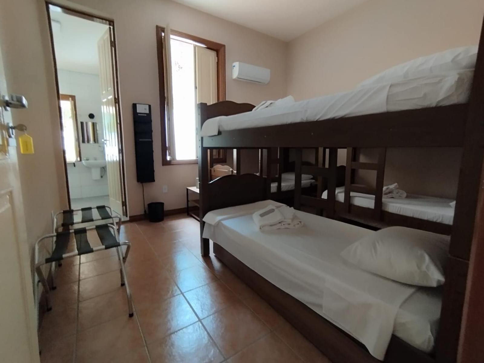 Albergue Casa Luzes Ivn *