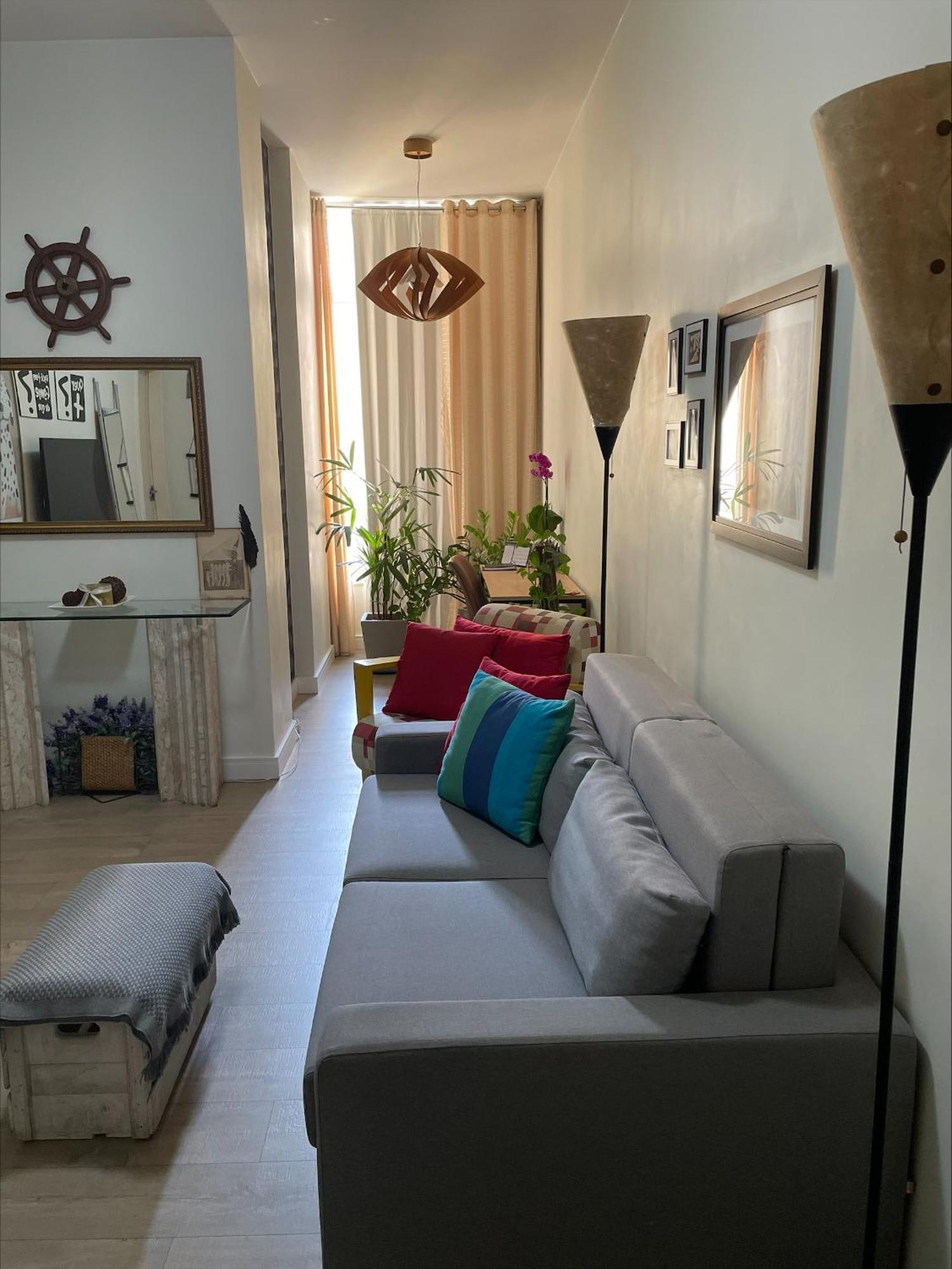 Conforto Espaco Trabalho Wi-fi Rapido Cama Queen Perto Metro Cantagalo Apartamento