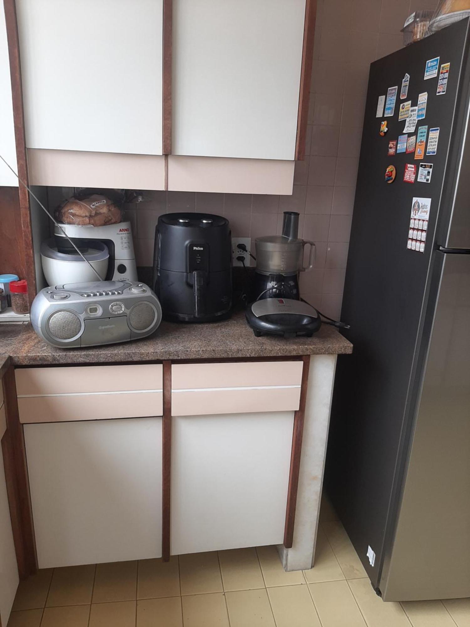 Apartamento Amplo, Arejado E Iluminado Quarto em Acomodações Particulares *