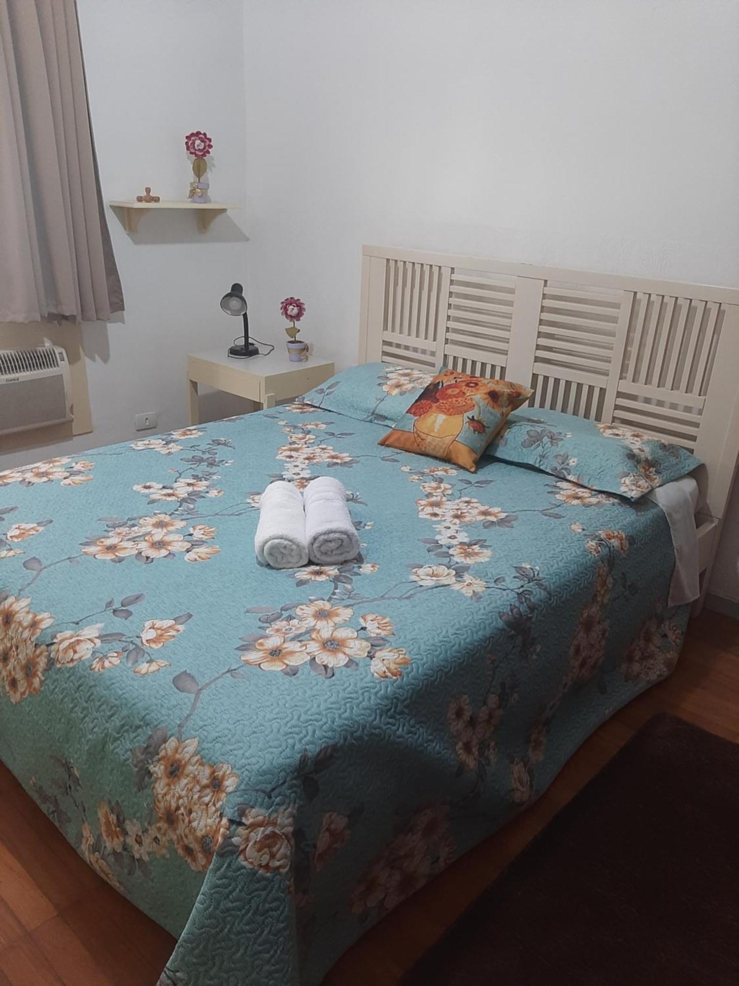 Apartamento Amplo, Arejado E Iluminado Quarto em Acomodações Particulares Rio de Janeiro