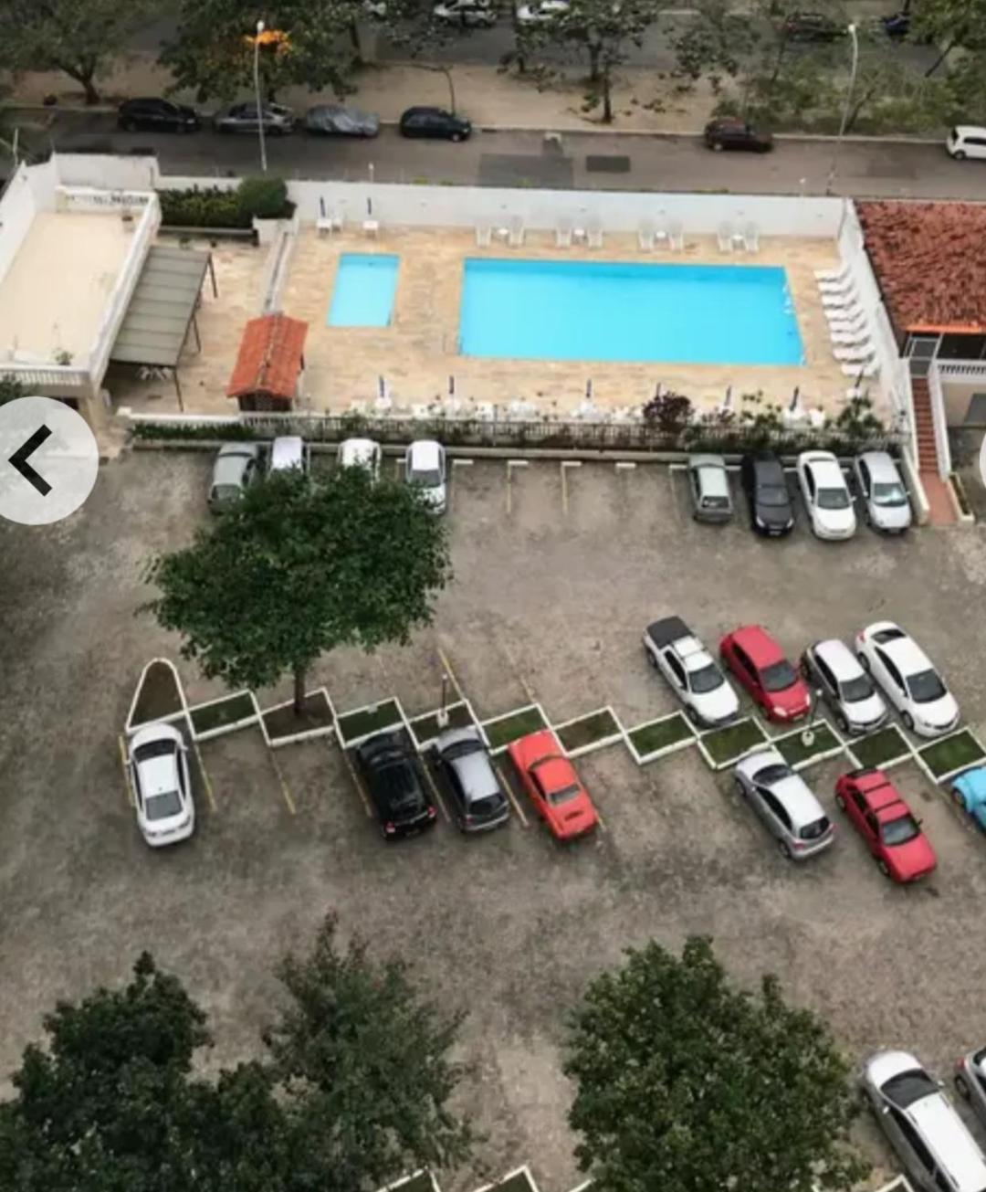 Na Barra Da Tijuca Proximo Rio Centro E Ao Lado Da Praia, Moro No Homestay *