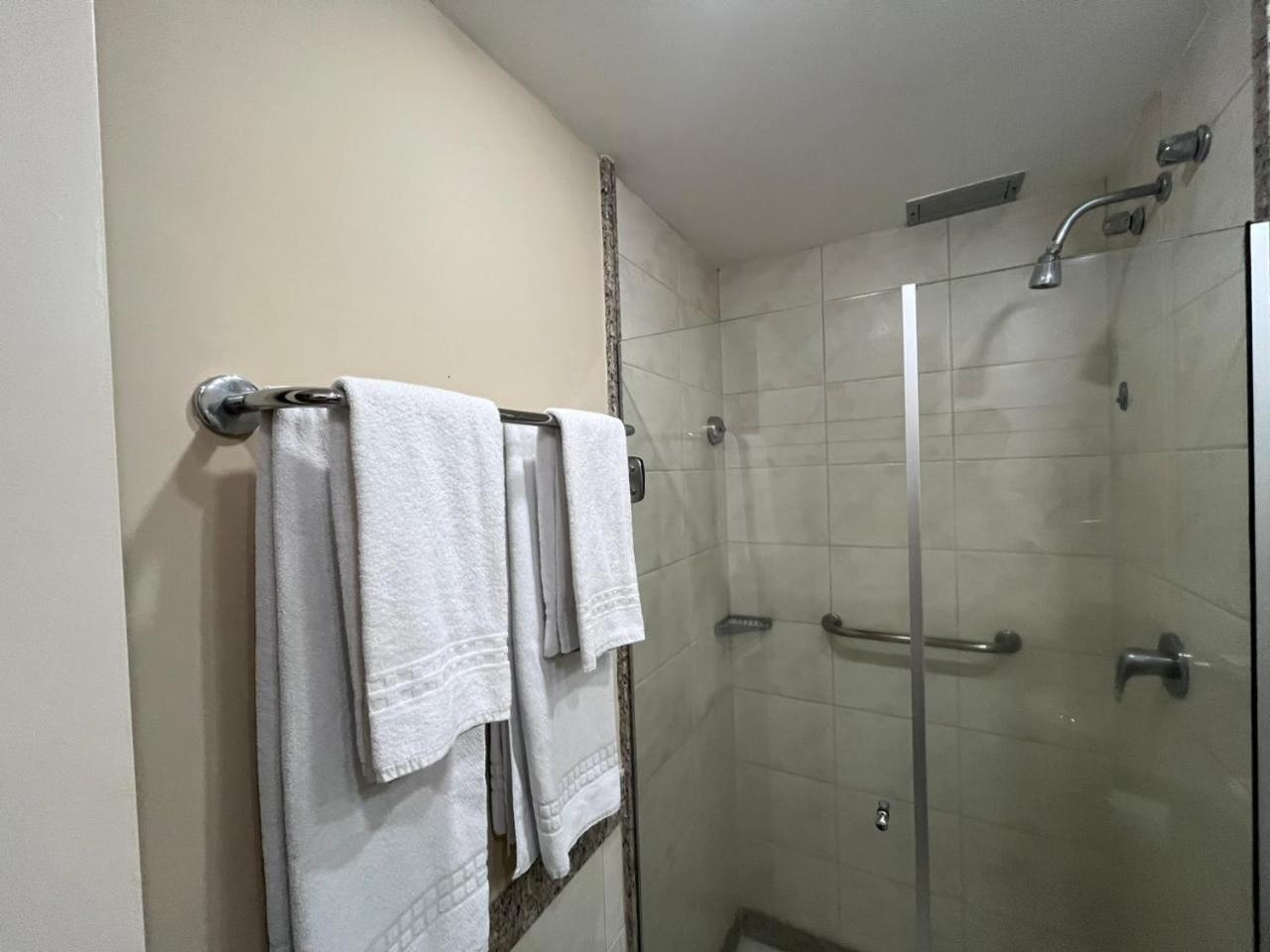 Lobie Barra Da Tijuca Mediterraneo Apartamento *
