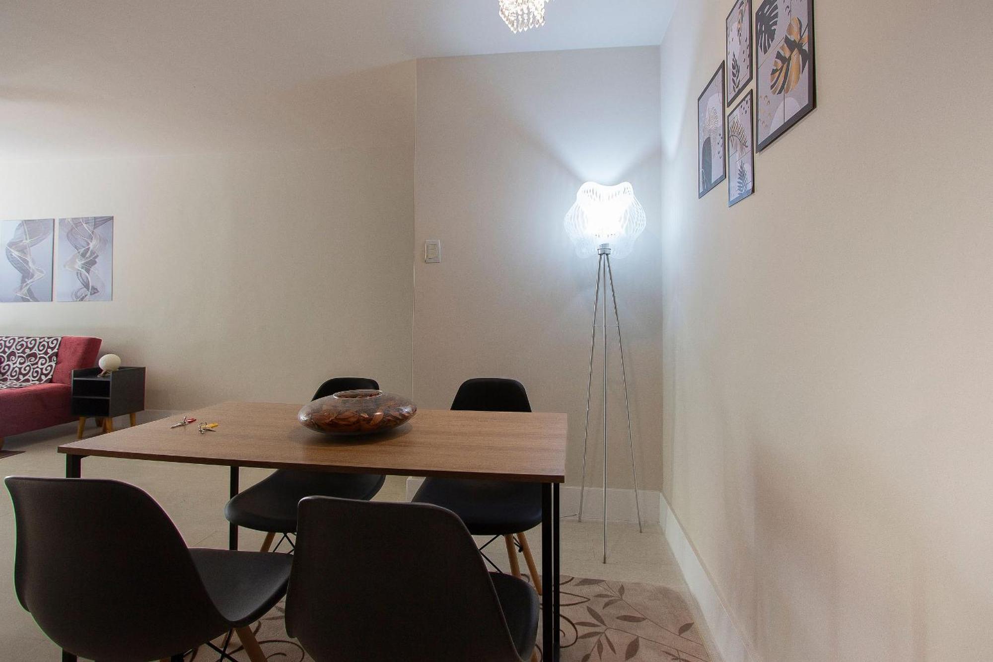 Vista Lateral Mar: Amplo 3qts, 5min Ipanema Apartamento