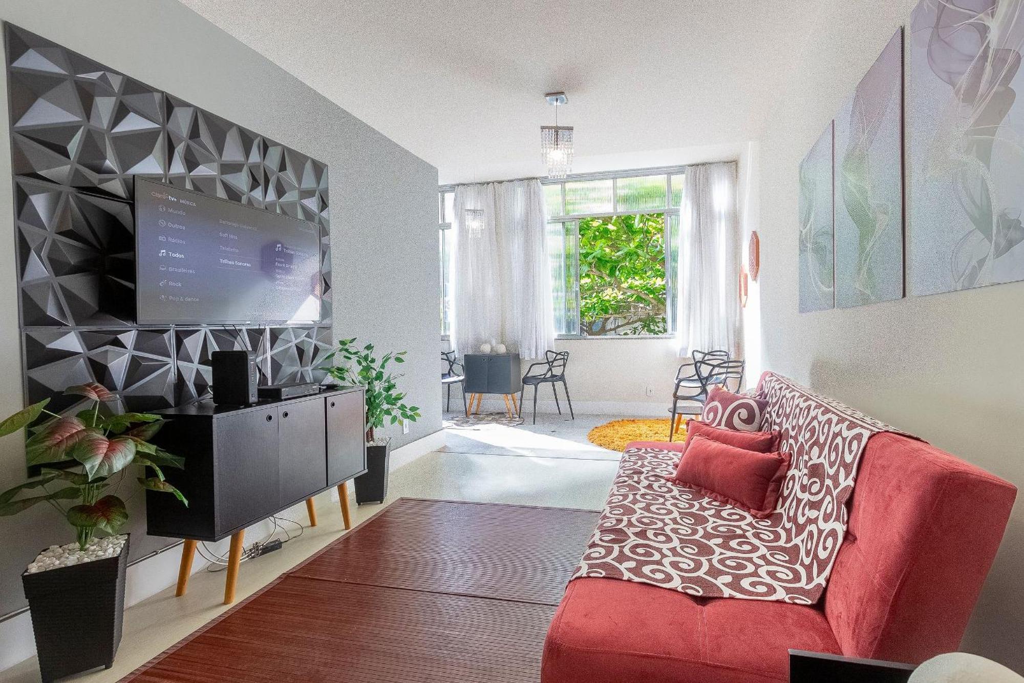 Vista Lateral Mar: Amplo 3qts, 5min Ipanema Apartamento *