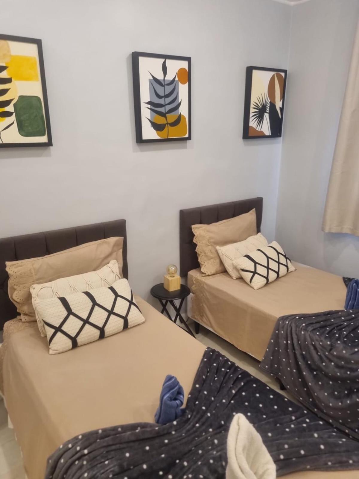 De Luxo, Quadra Da Apartment *