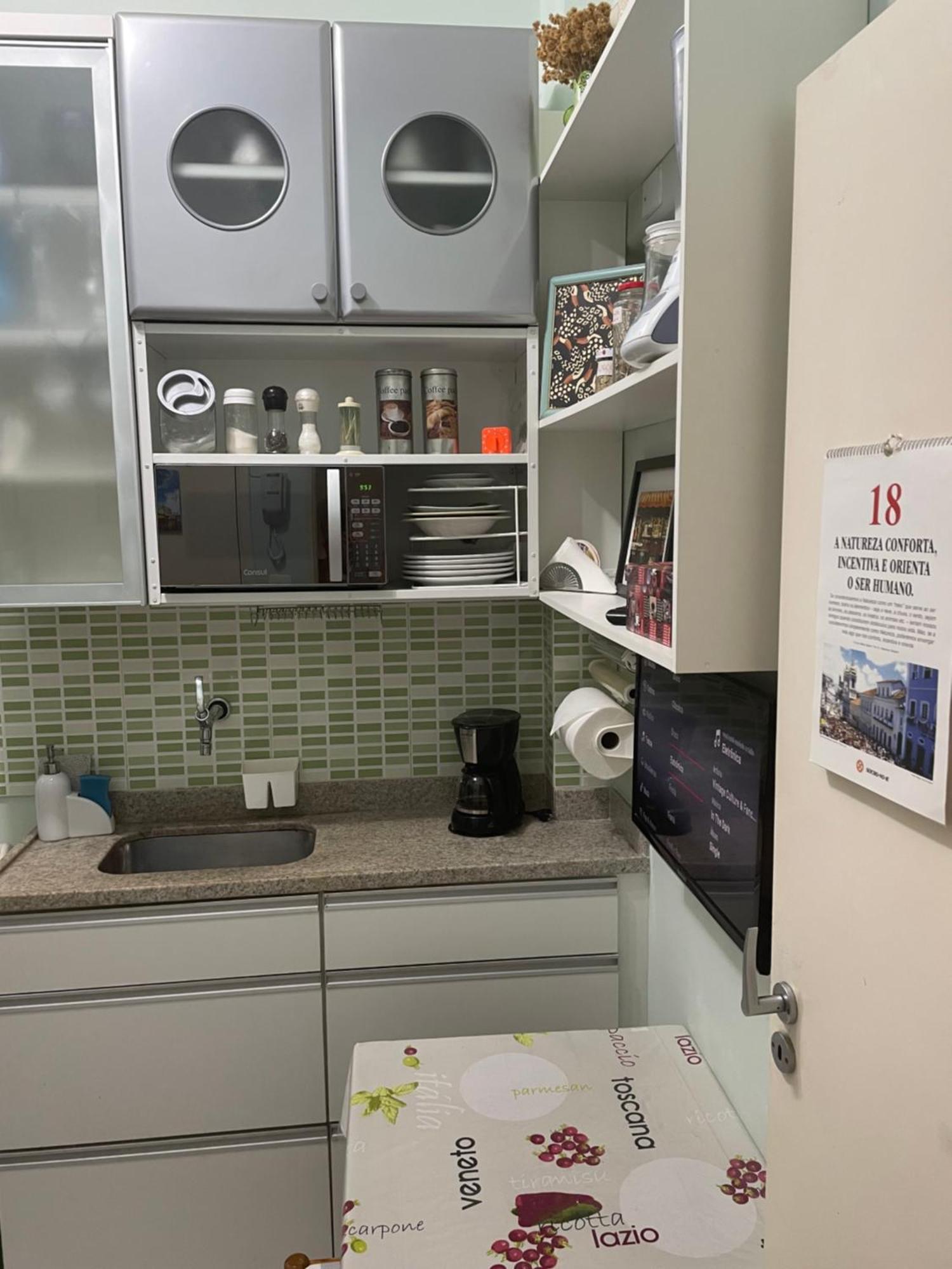 Conforto Espaco Trabalho Wi-fi Rapido Cama Queen Perto Metro Cantagalo Apartamento