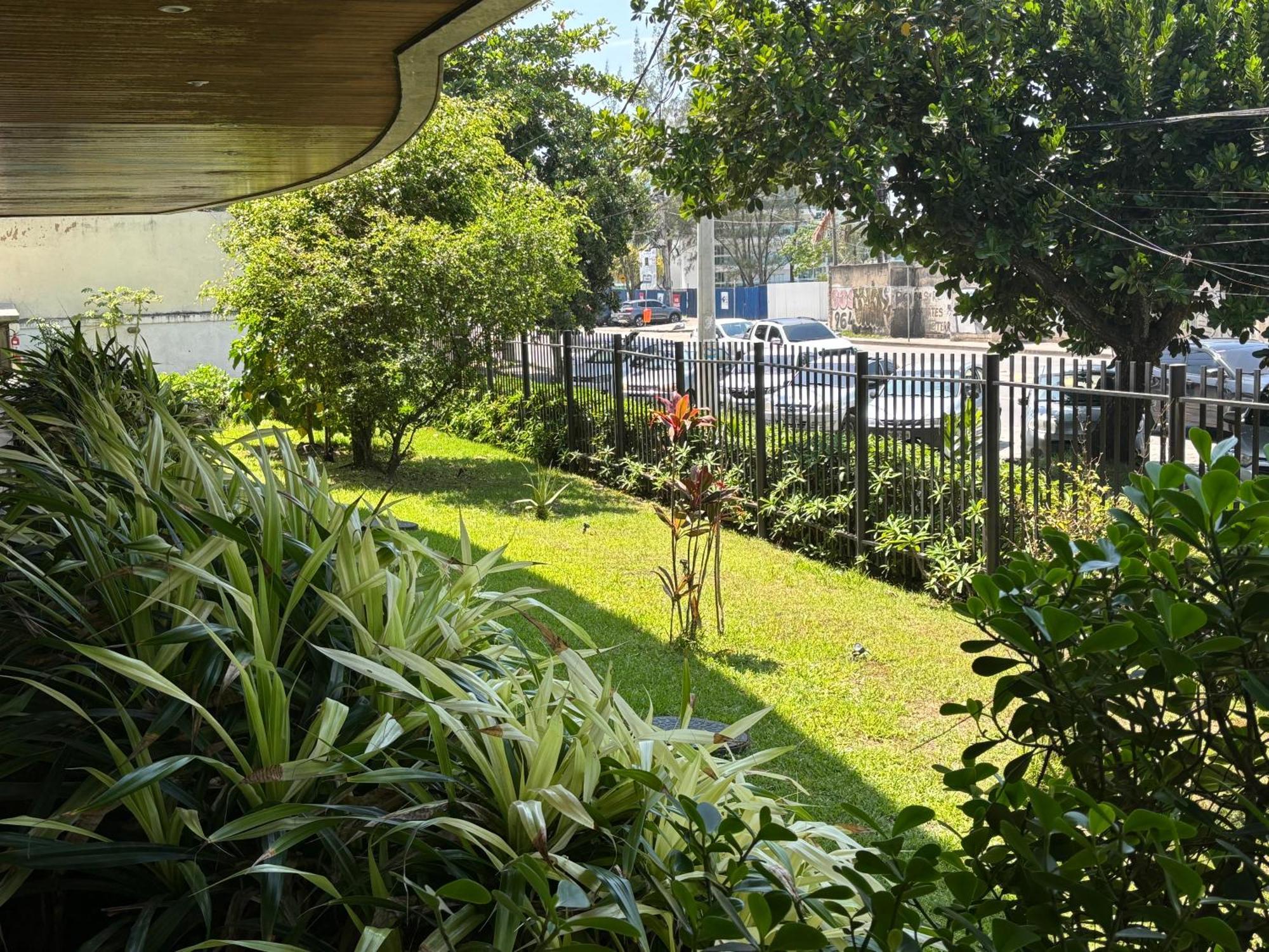 Apartamento Luxuoso A 50 M Da Do Recreio Com 2 E 110m 2
