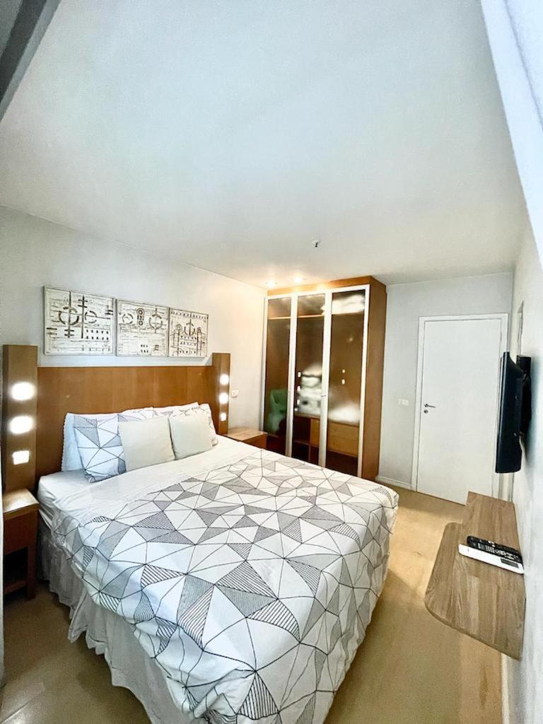 Flat Ipanema Com Garagem *