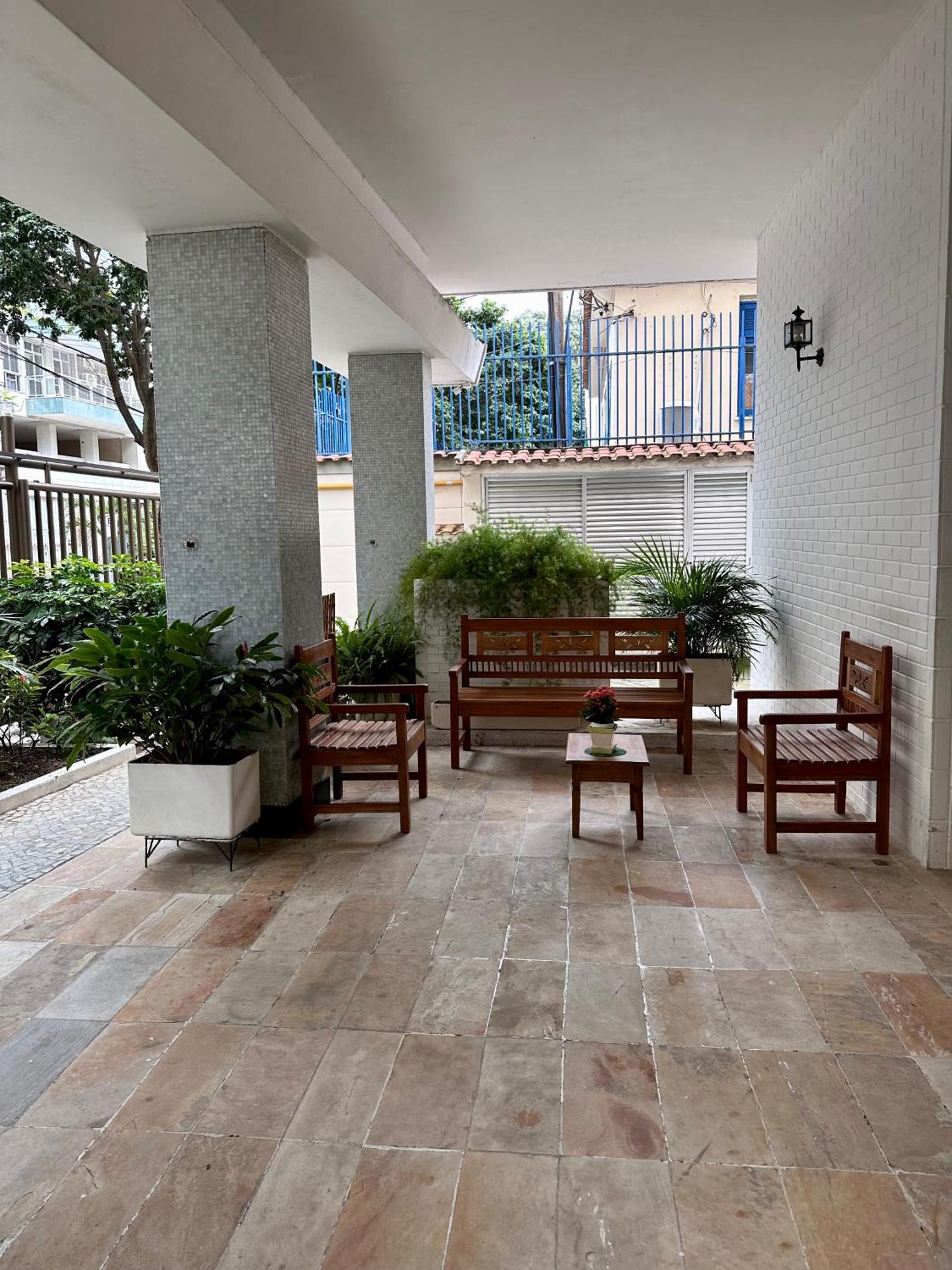 Promoção Em Ipanema 2 Quartos à 3 Quadras Da Apartamento