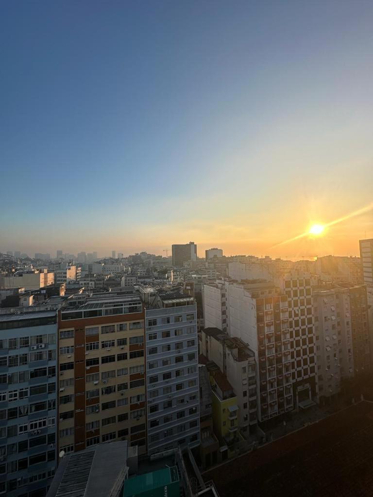 Apartamento No Flamengo, Andar Alto, Super Ventilado, Proximo A Com Varanda Espacosa E Incrivel Vista Do Cristo Redentor Rio de Janeiro