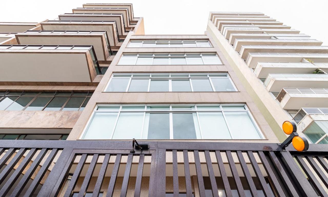 Apartamento Tabas Lindo Em Frente A Praia De Ipanema Ip0007 *