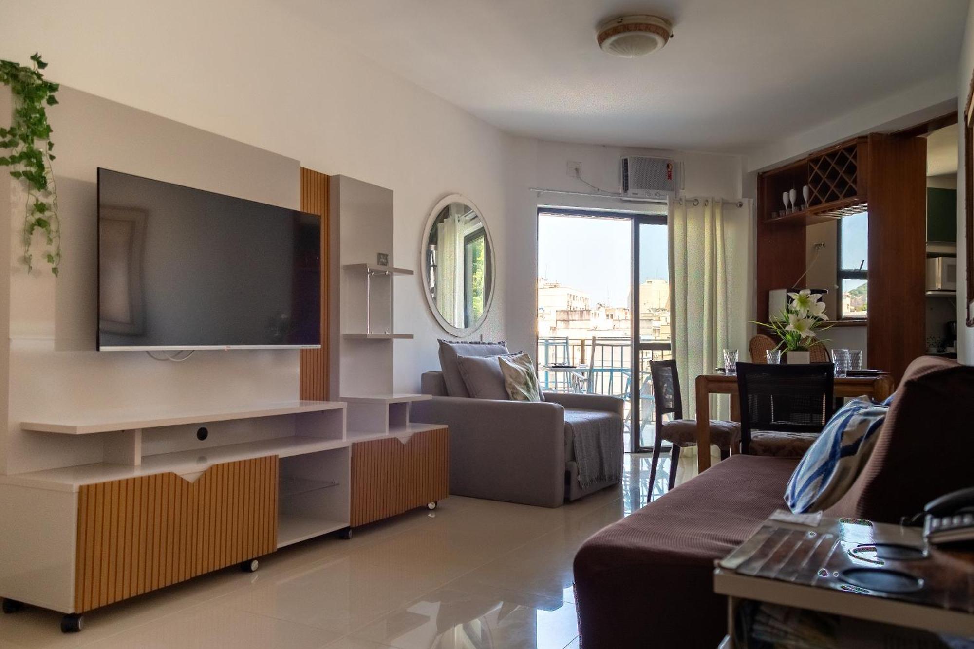 Apartment Copa Vista: Beachfront Comfort With Pool And 24/7 Security