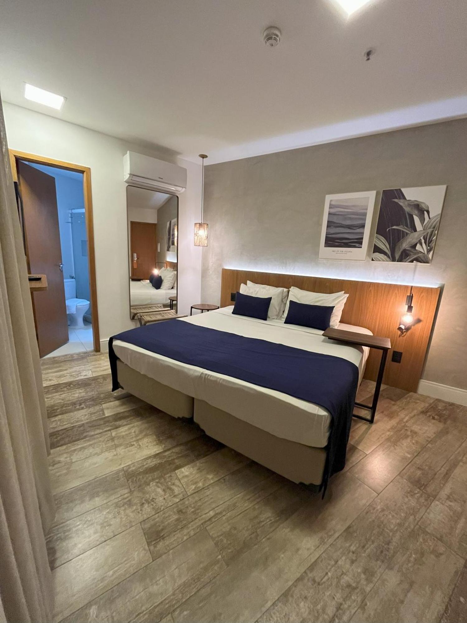 Leblon Design Hostel *
