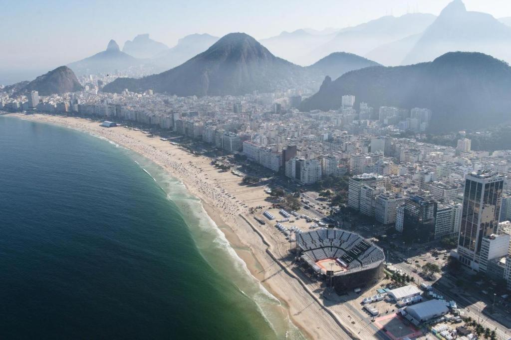 Apartamento Completo Na De Copacabana 02 Quartos Com Vista Lateral Mar Em Andar Alto, Ar, Wifi , Netflix, Pauloangerami Rmvc18