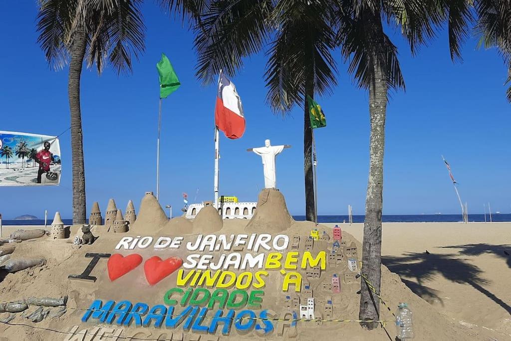 Apartamento Copacabana A 2 Quadras Da