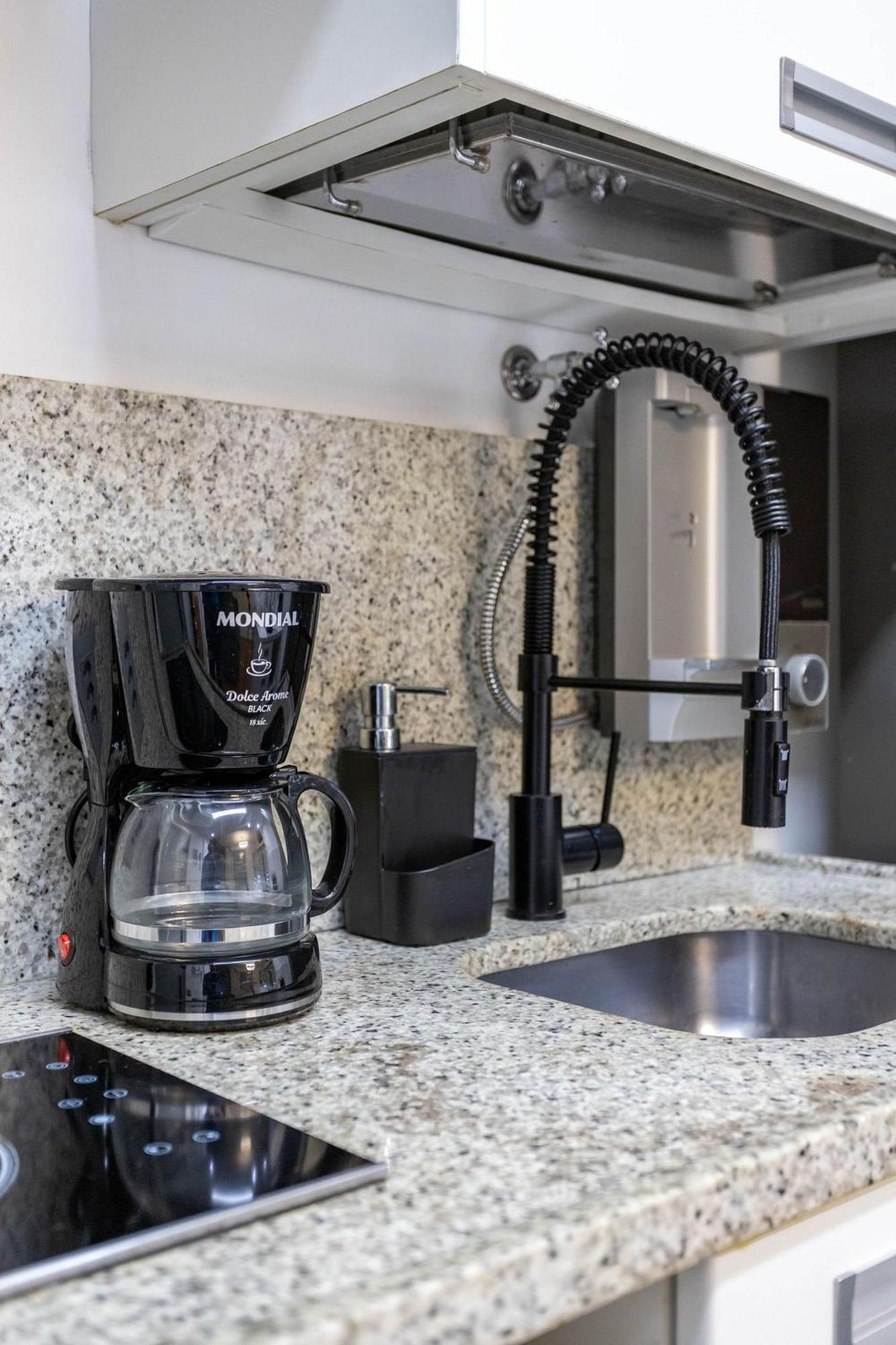 Charmoso Completo Com Ar Condicionado No Leblon Apartment *