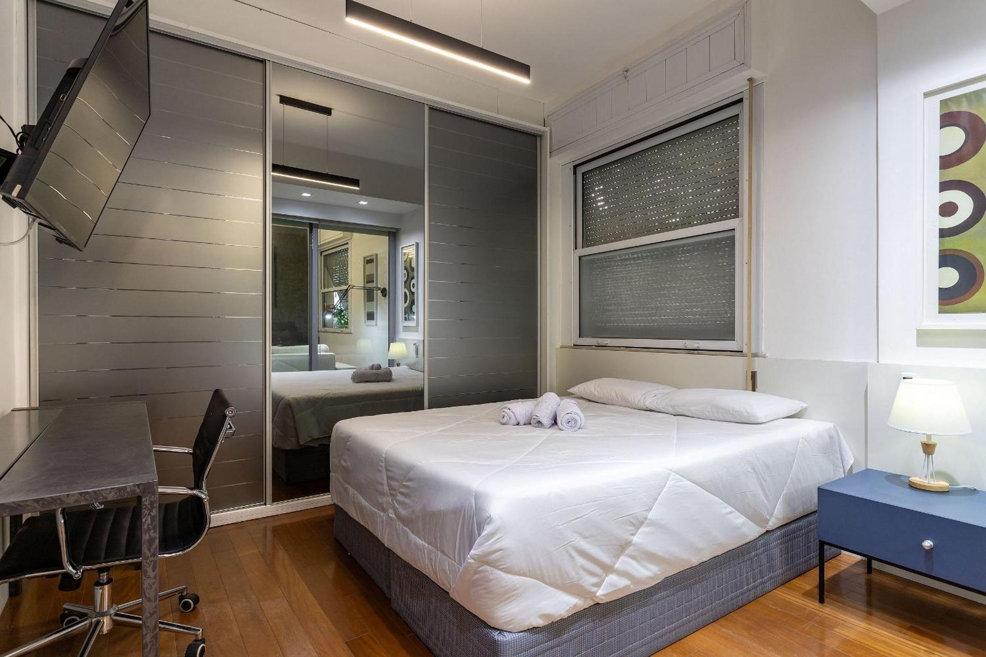 Apartment Charmoso Completo Com Ar Condicionado No Leblon *