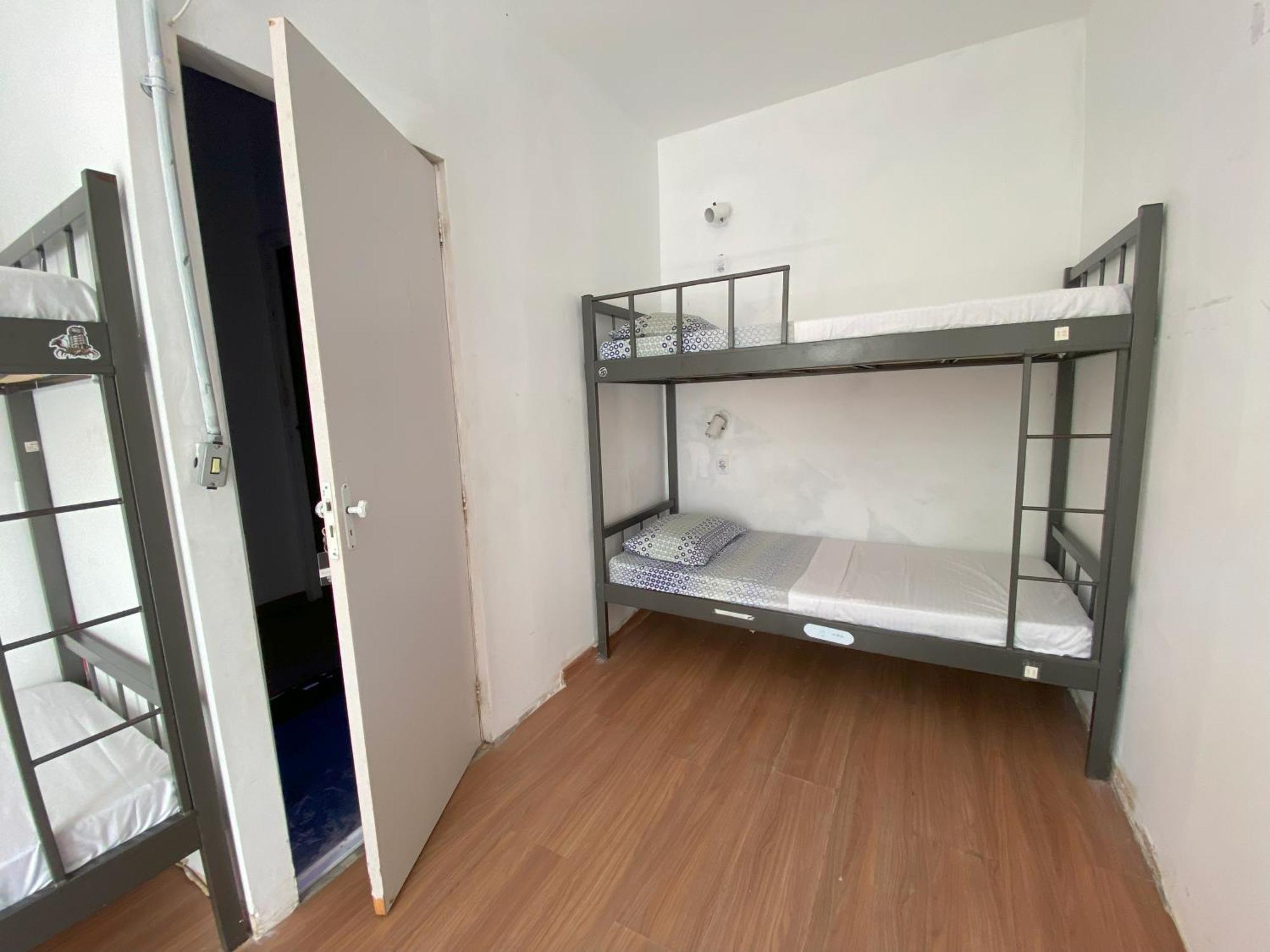 Aurora Rio Hostel *