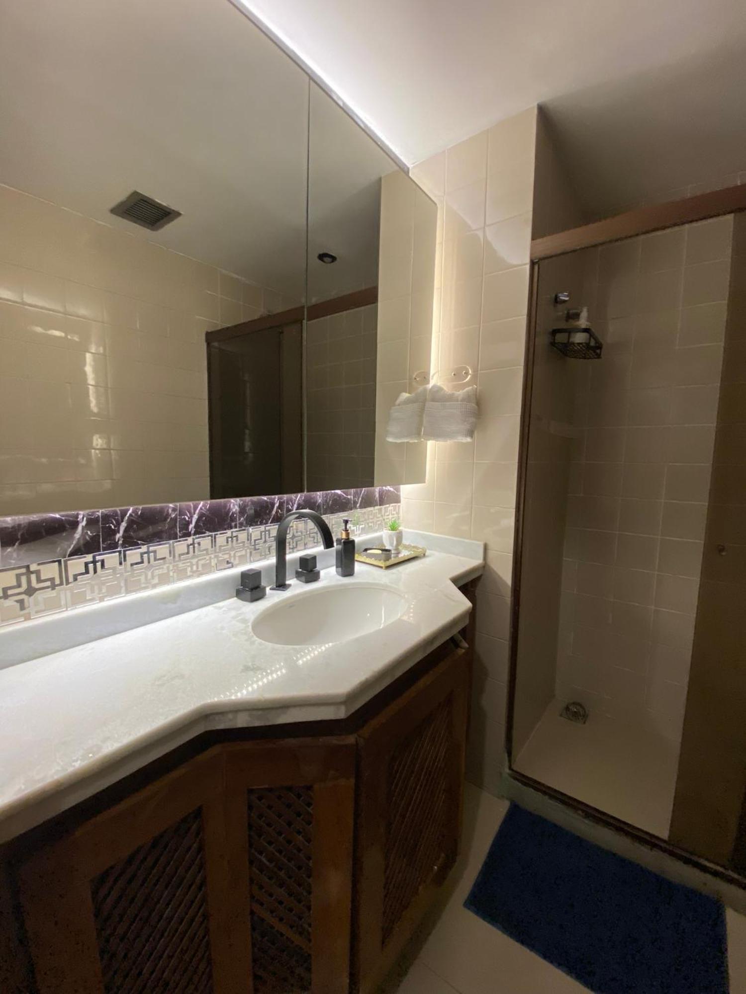 Copa Vista: Beachfront Comfort With Pool And 24/7 Security