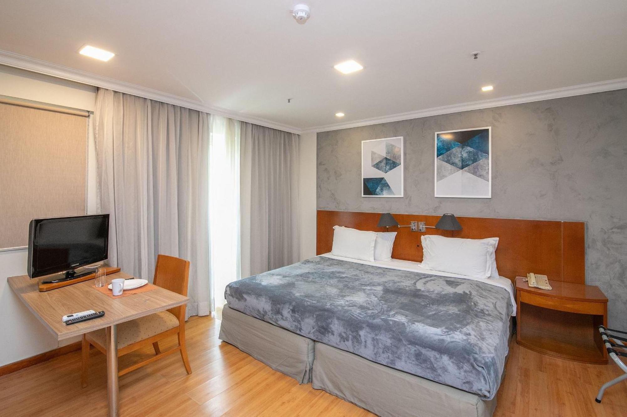 Flat Barra First Apartment