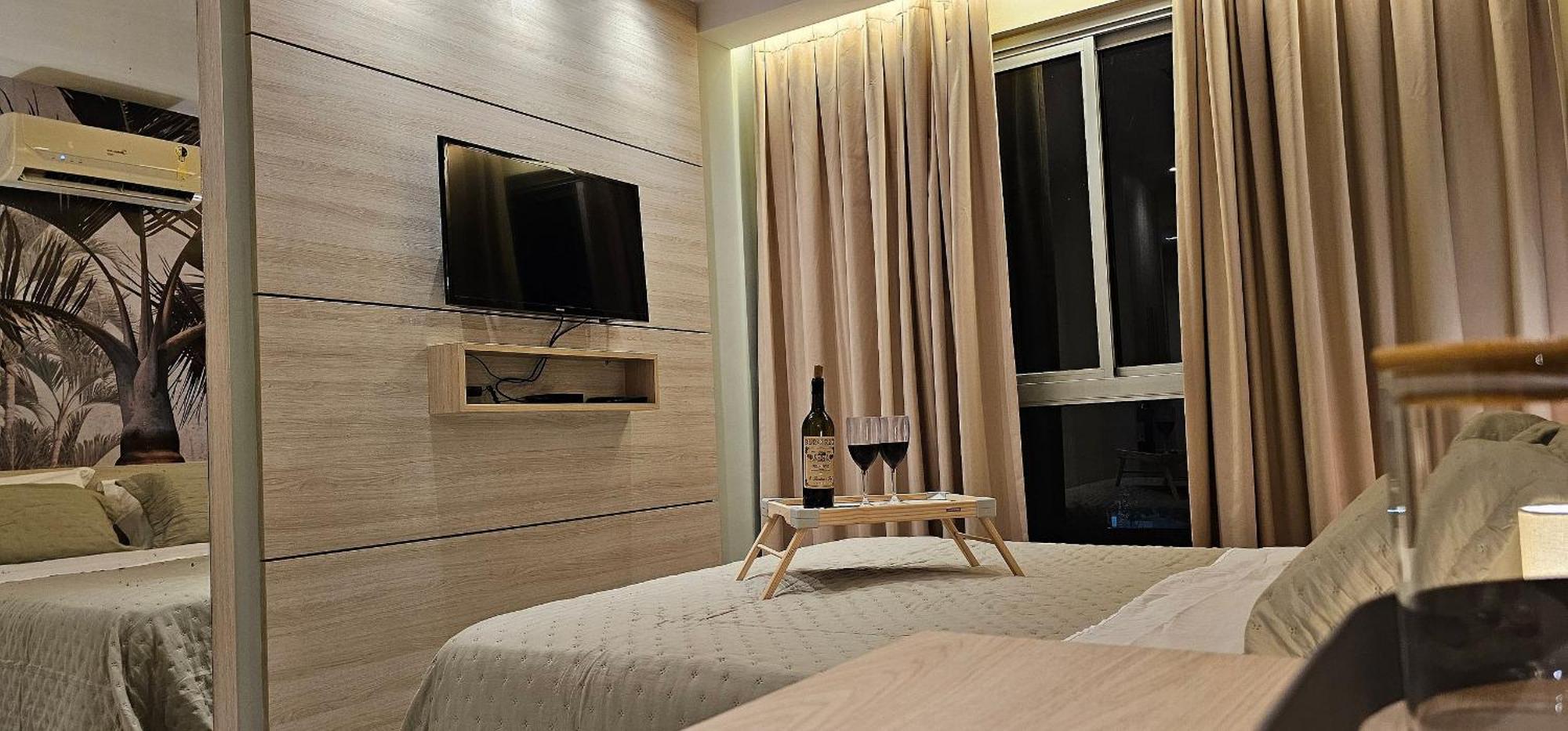 Option Full Service Hotel *