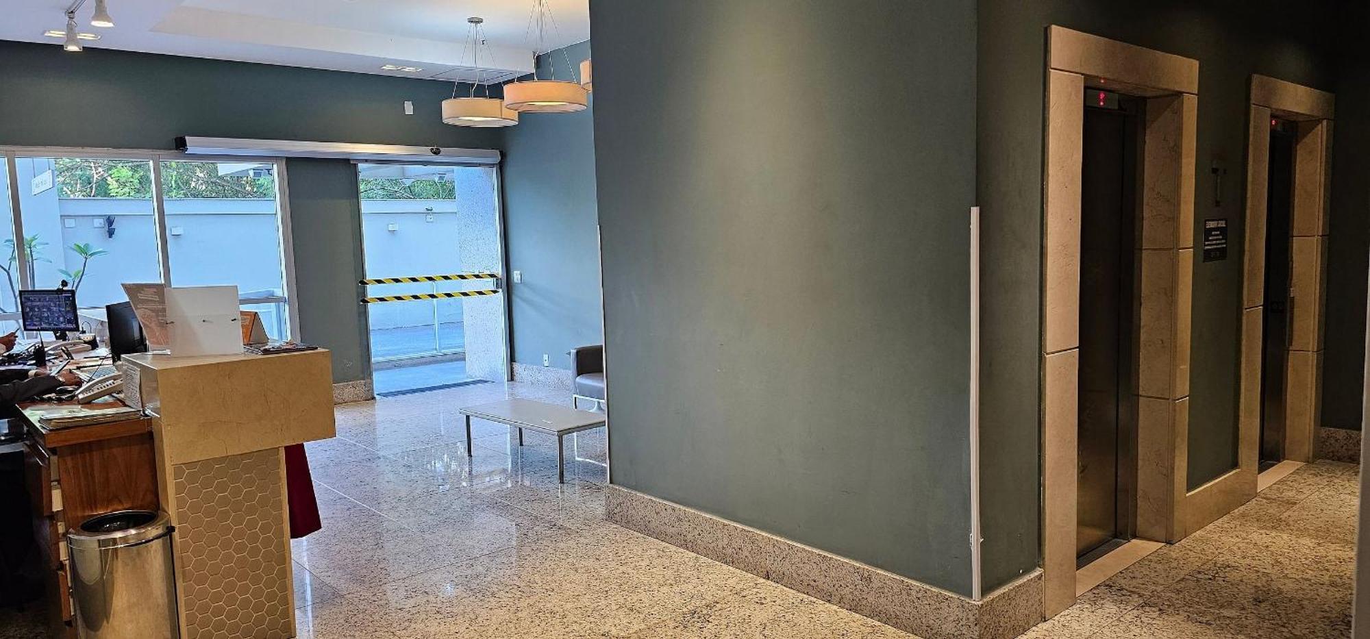 Option Full Service Hotel