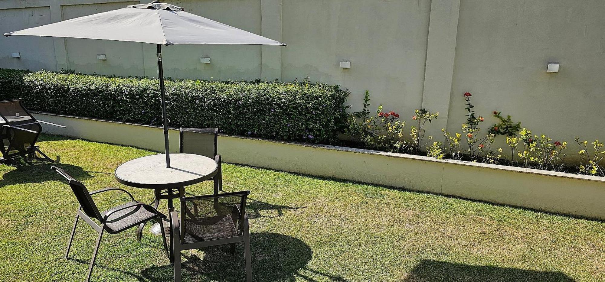 Option Full Service Hotel *
