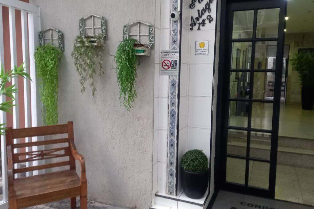 Copacabana / Proximo Da Praia. Excelente Localizacao. Apartamento