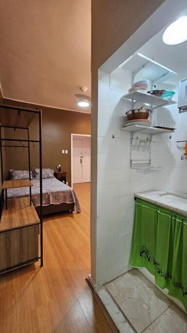 Apartamento Copacabana / Proximo Da Praia. Excelente Localizacao. *