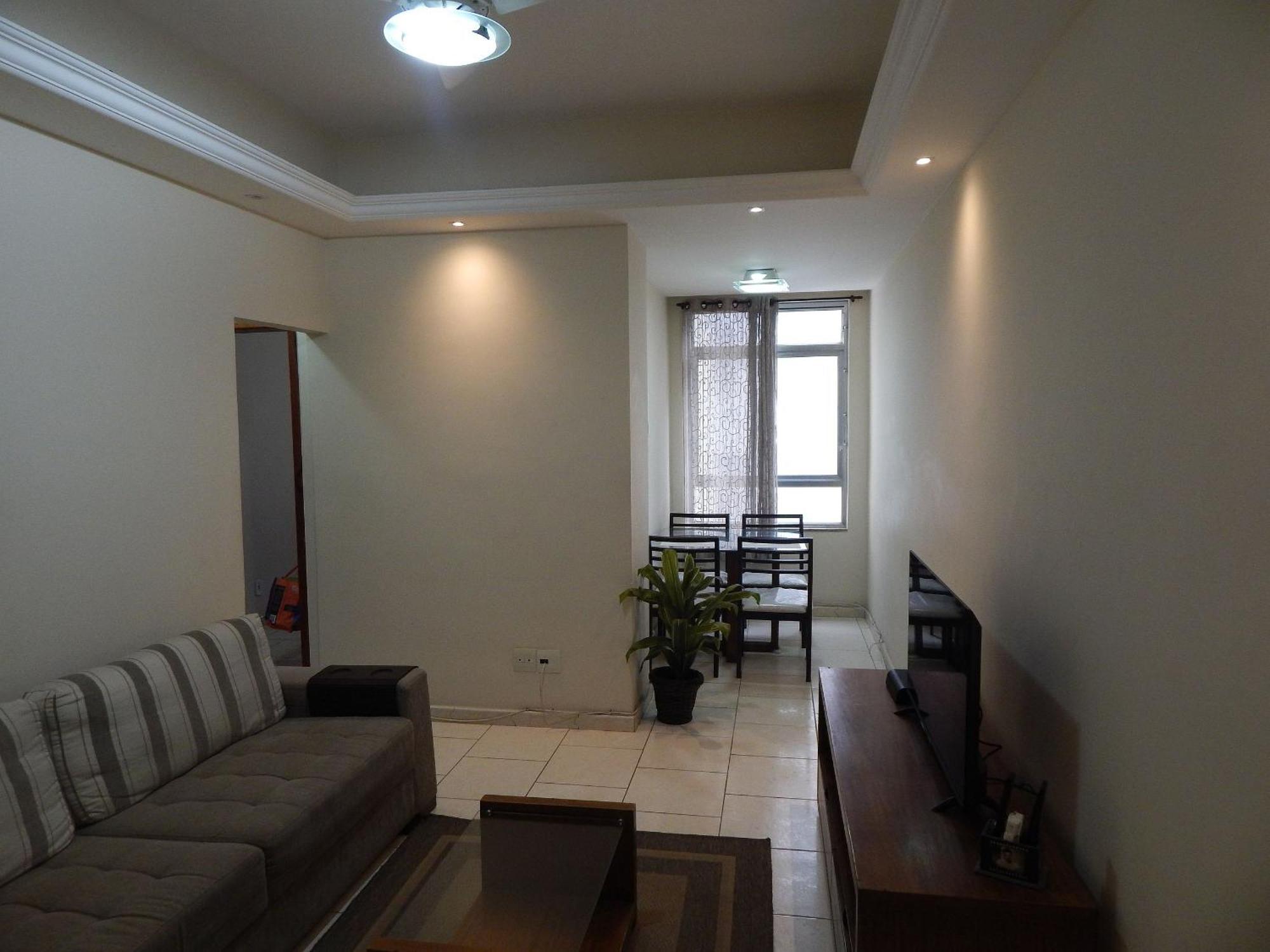 Apartamento Espacoso Apto De 1 Na Quadra Da