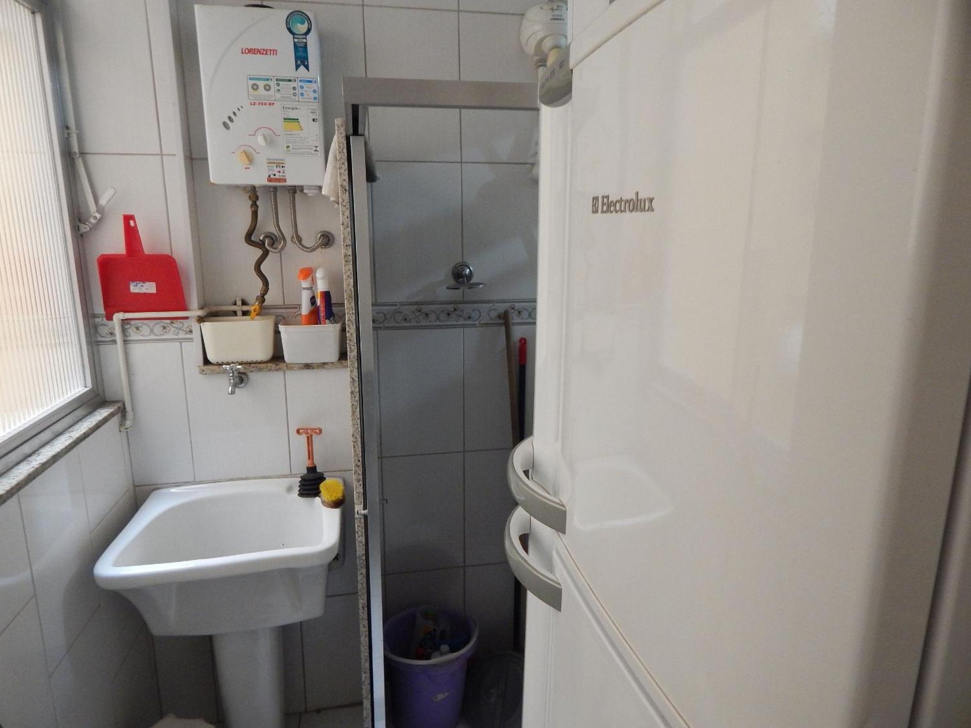 Apartamento Espacoso Apto De 1 Na Quadra Da
