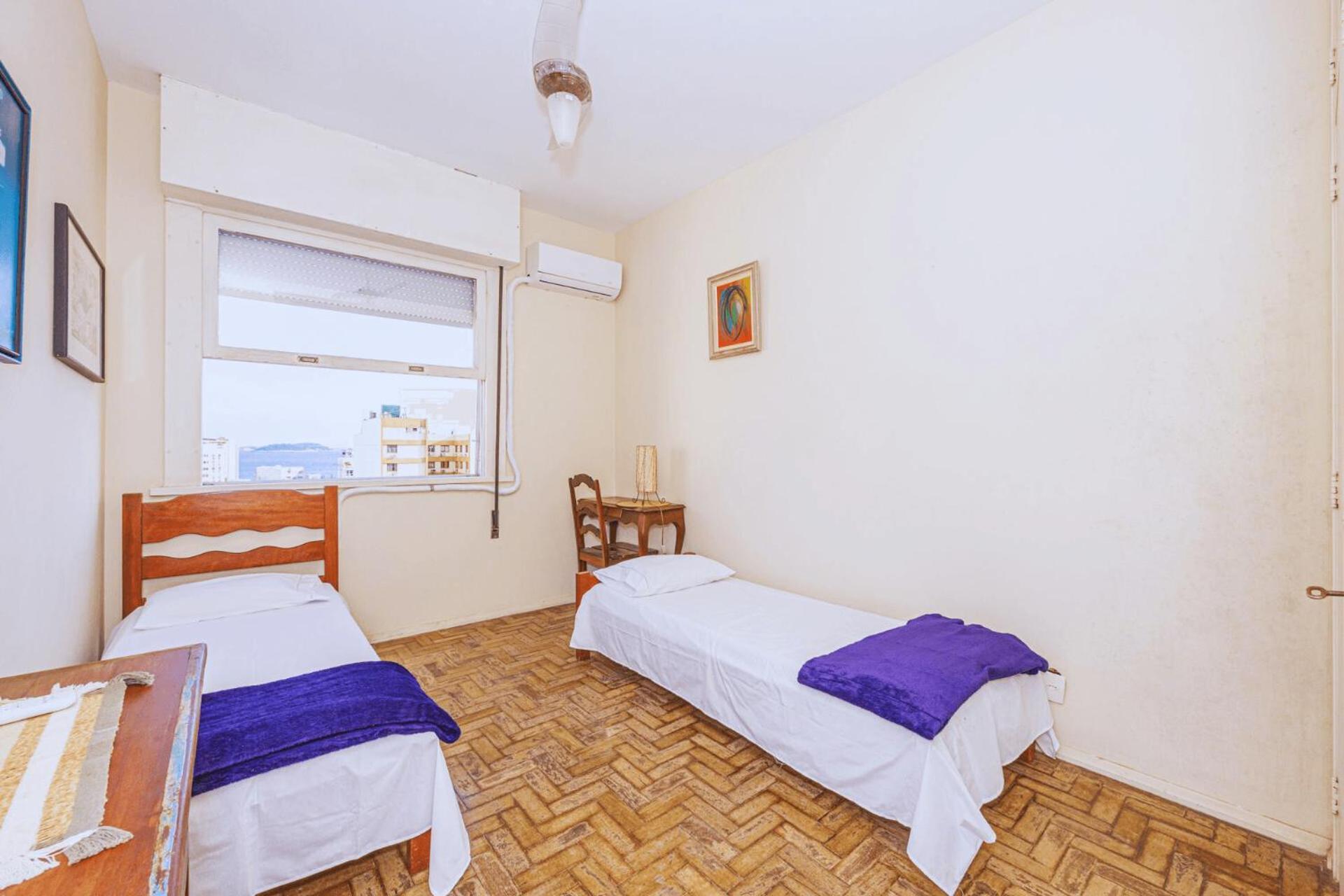 Apartamento Rj03 Ipanema! Ap 2 Quartos, 200m Da Praia! *