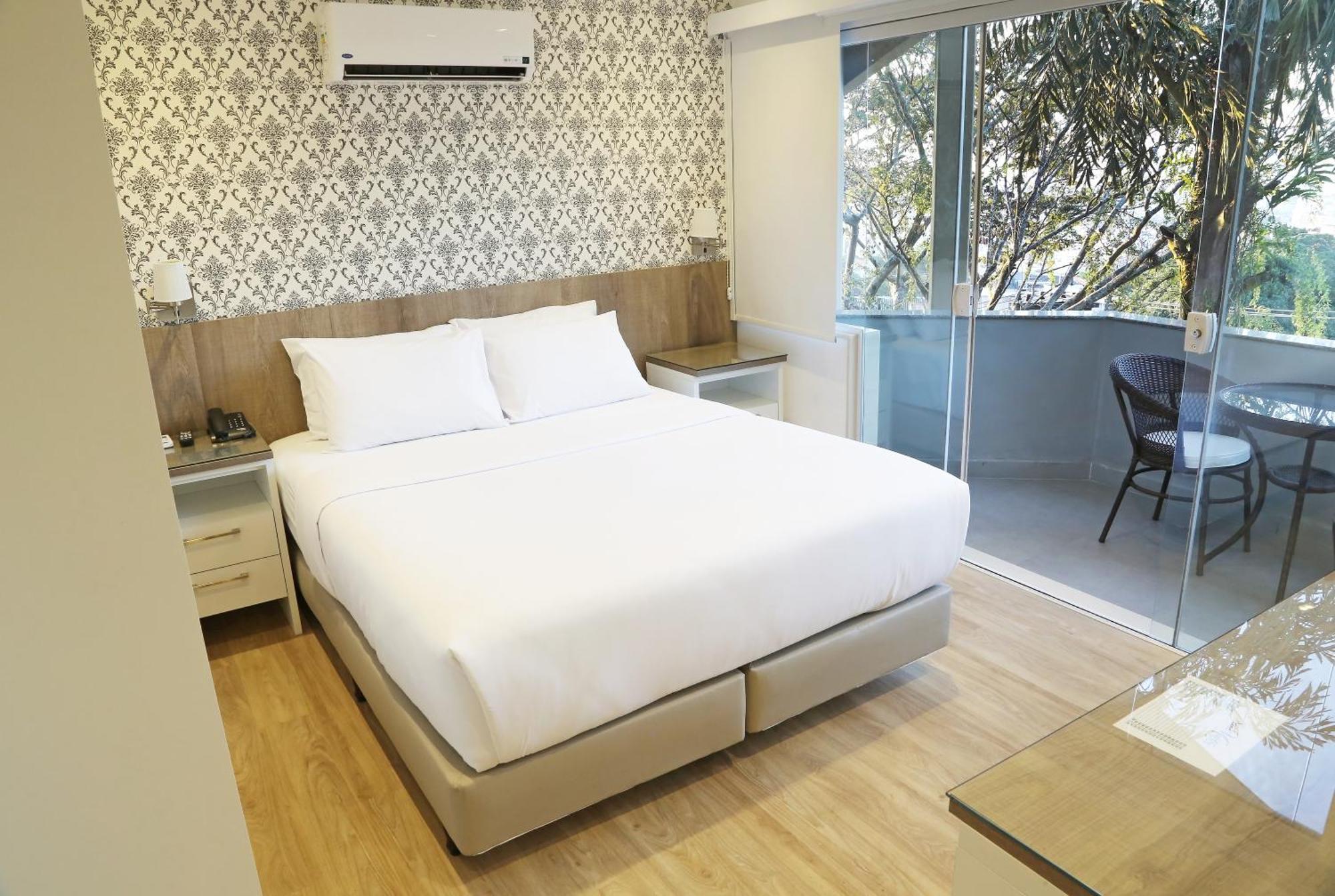 Inn Sant' Martre 4*