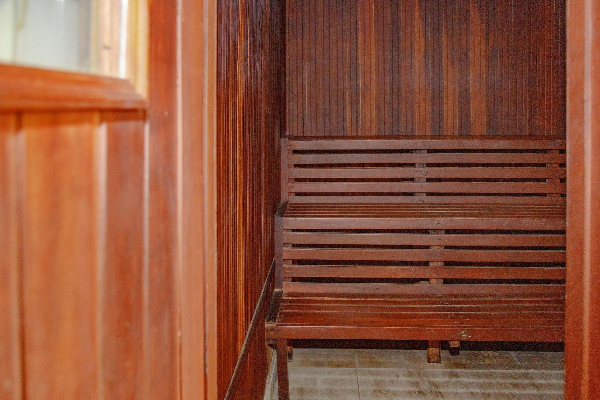 Leblon De 2 Quartos Com Vista Do Mar, Piscina, Sauna E Garagem