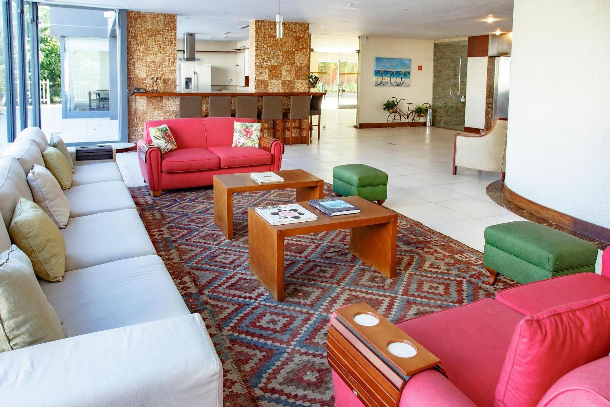 Leblon De 2 Quartos Com Vista Do Mar, Piscina, Sauna E Garagem