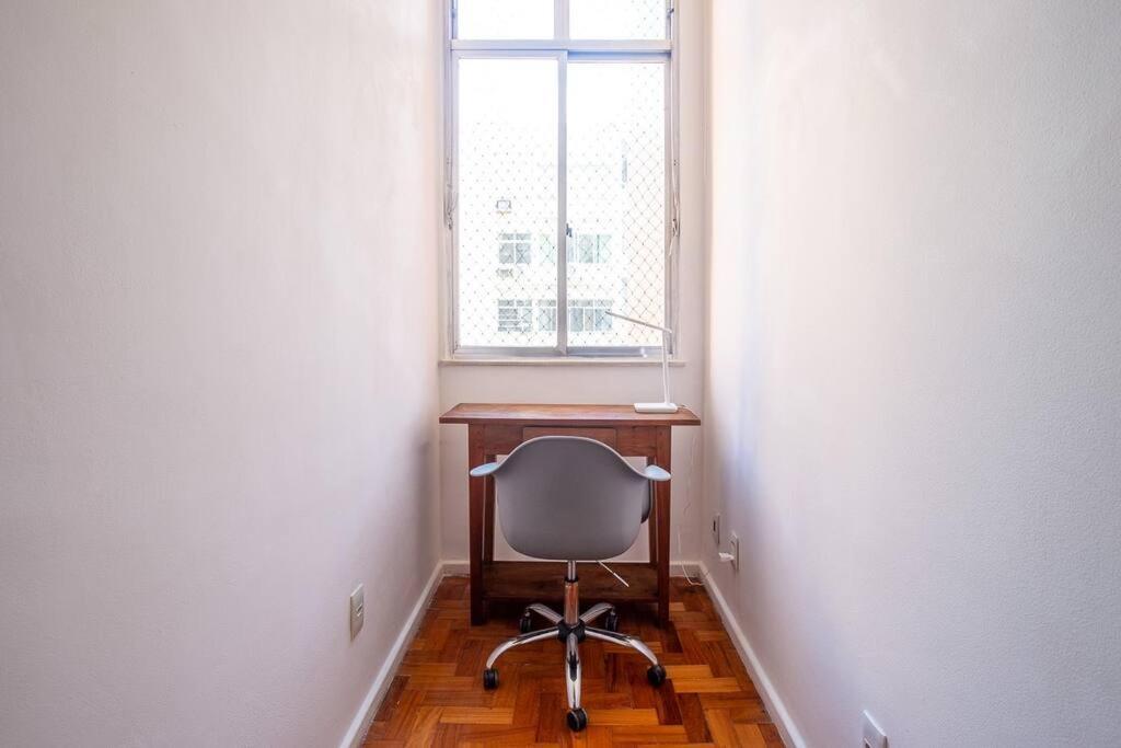 Apartamento Curtaarpoador: 1qt, Wifi Rapido, Vaga, 5min Praias