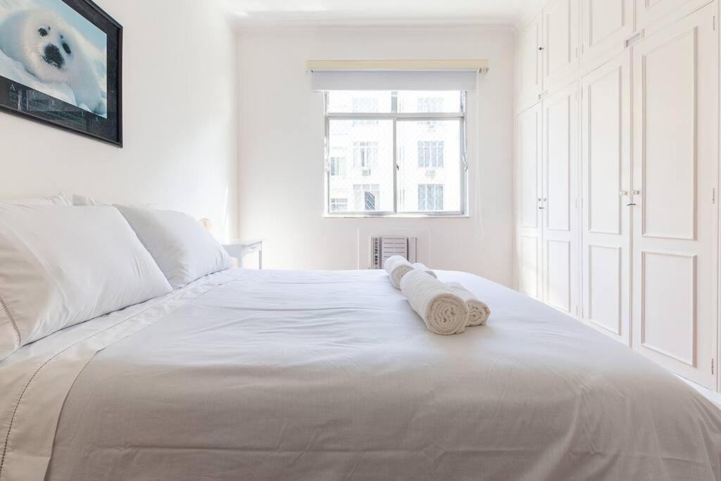Apartamento Curtaarpoador: 1qt, Wifi Rapido, Vaga, 5min Praias