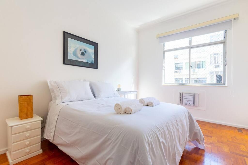 Curtaarpoador: 1qt, Wifi Rapido, Vaga, 5min Praias Apartamento