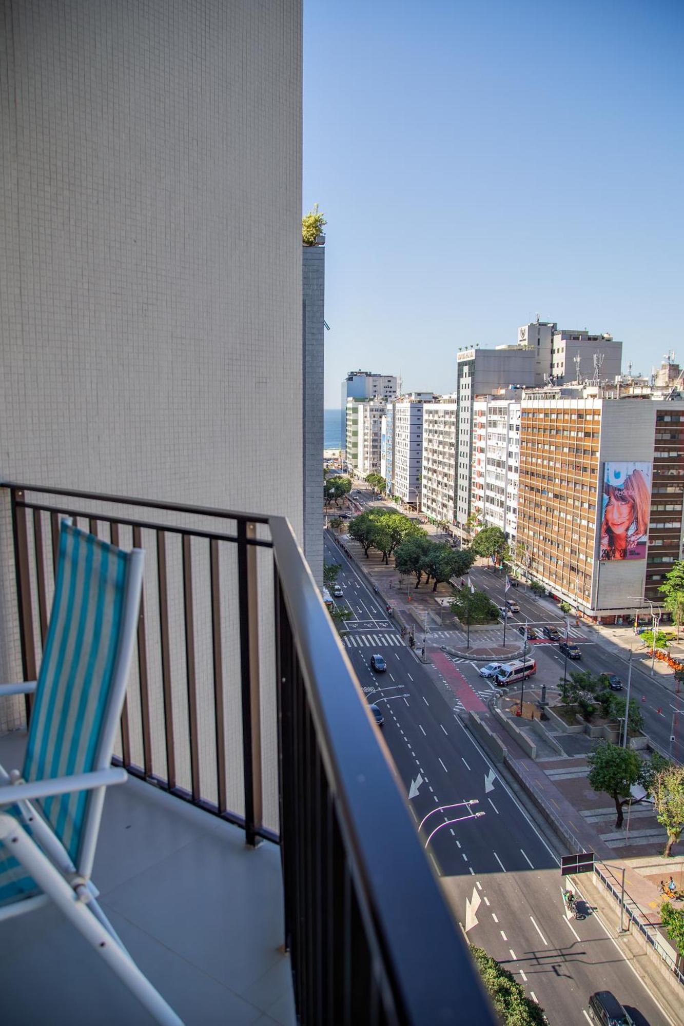 Copa Vista: Beachfront Comfort With Pool And 24/7 Security Apartment
