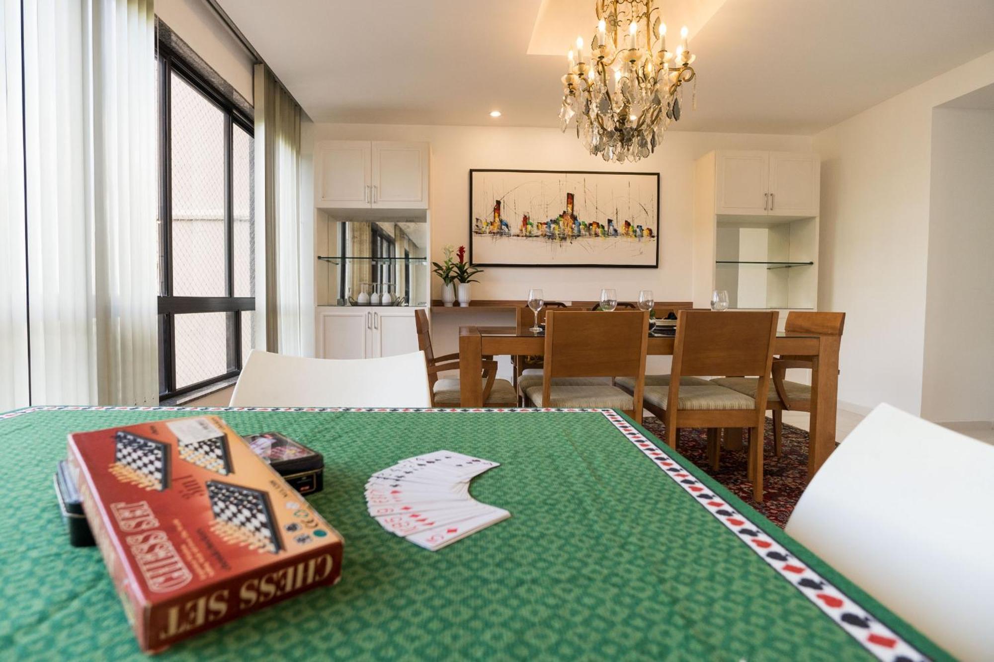 Apartamento Espacoso Na Quadra Da Do Leblon Rio de Janeiro