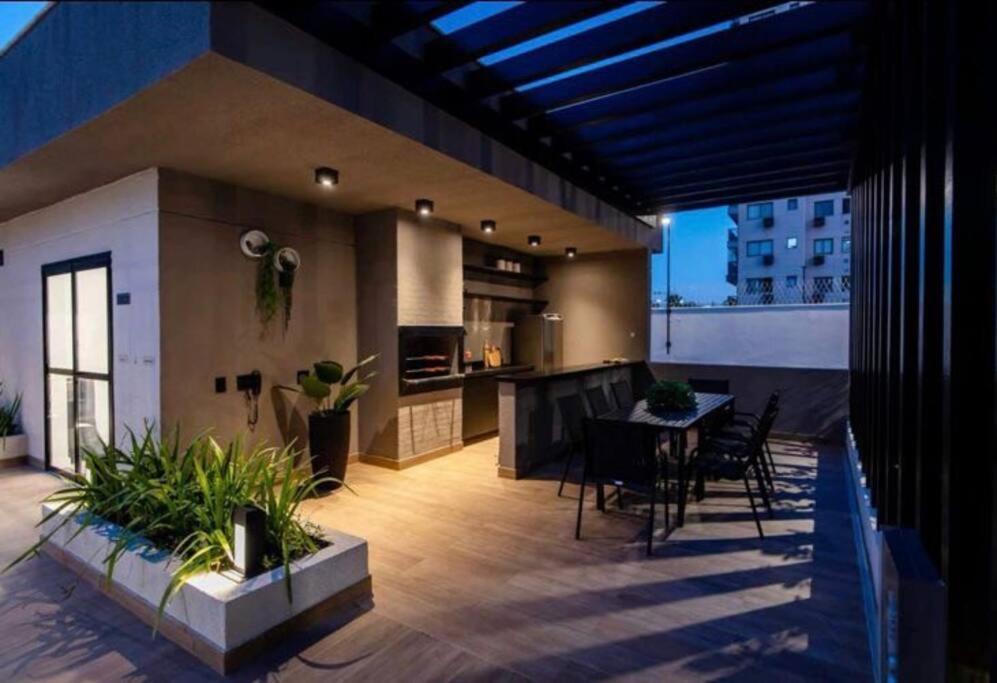 - Living Sunset- Barra Olimpica Apartment