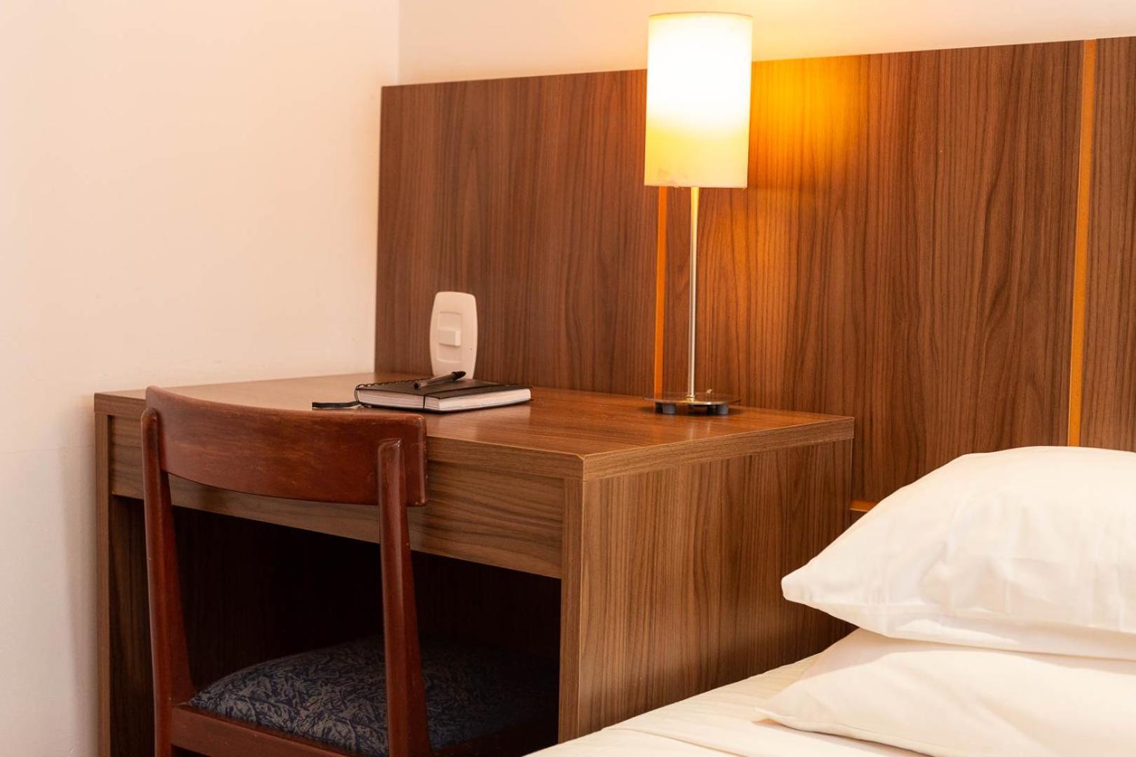 Rede Andrade Canada Hotel 3*