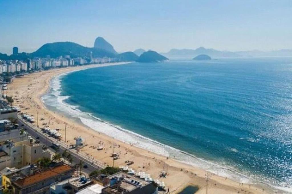 Apto Beira Mar Copacabana Apartamento *