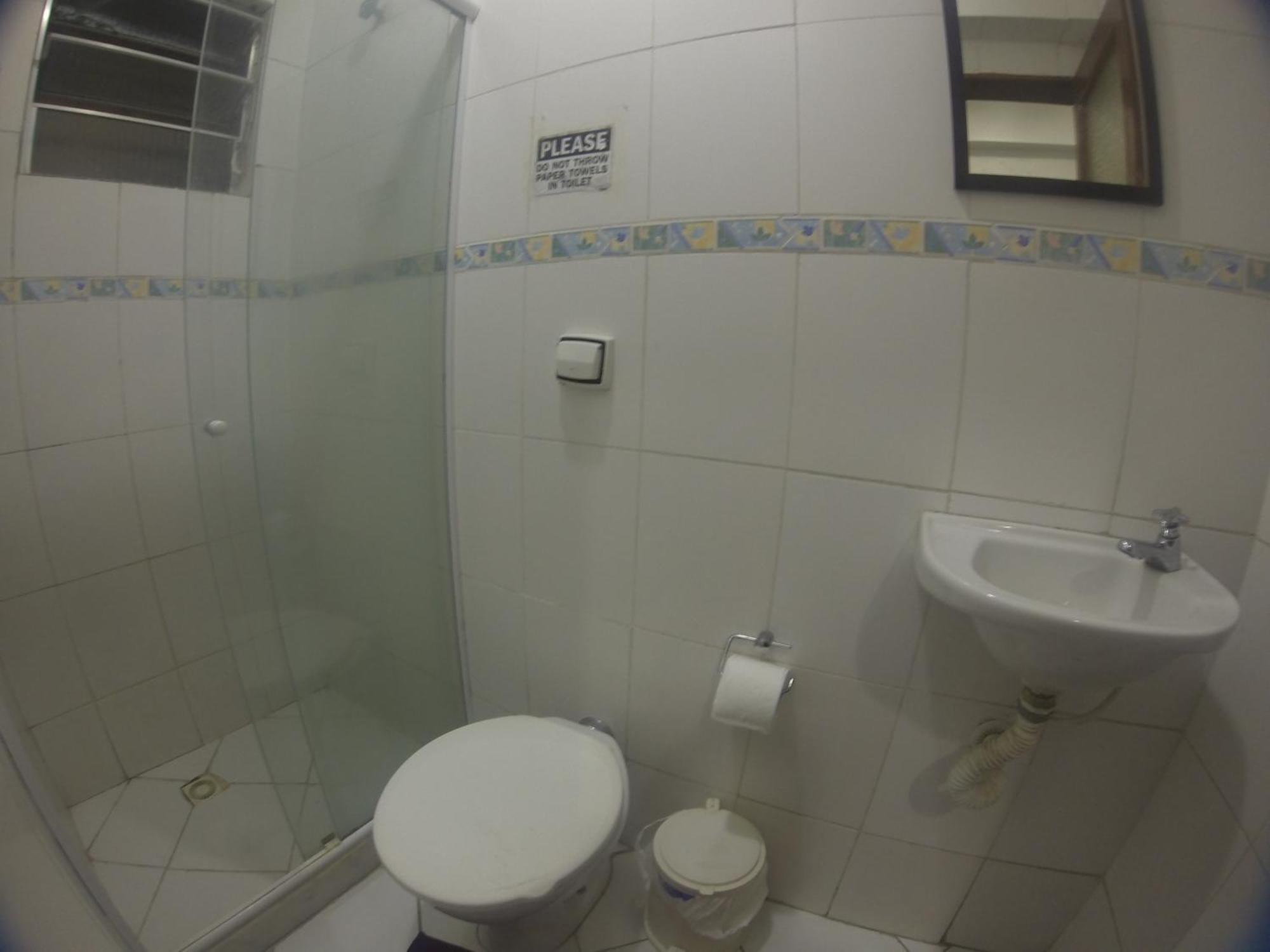Copacabana Hostel *
