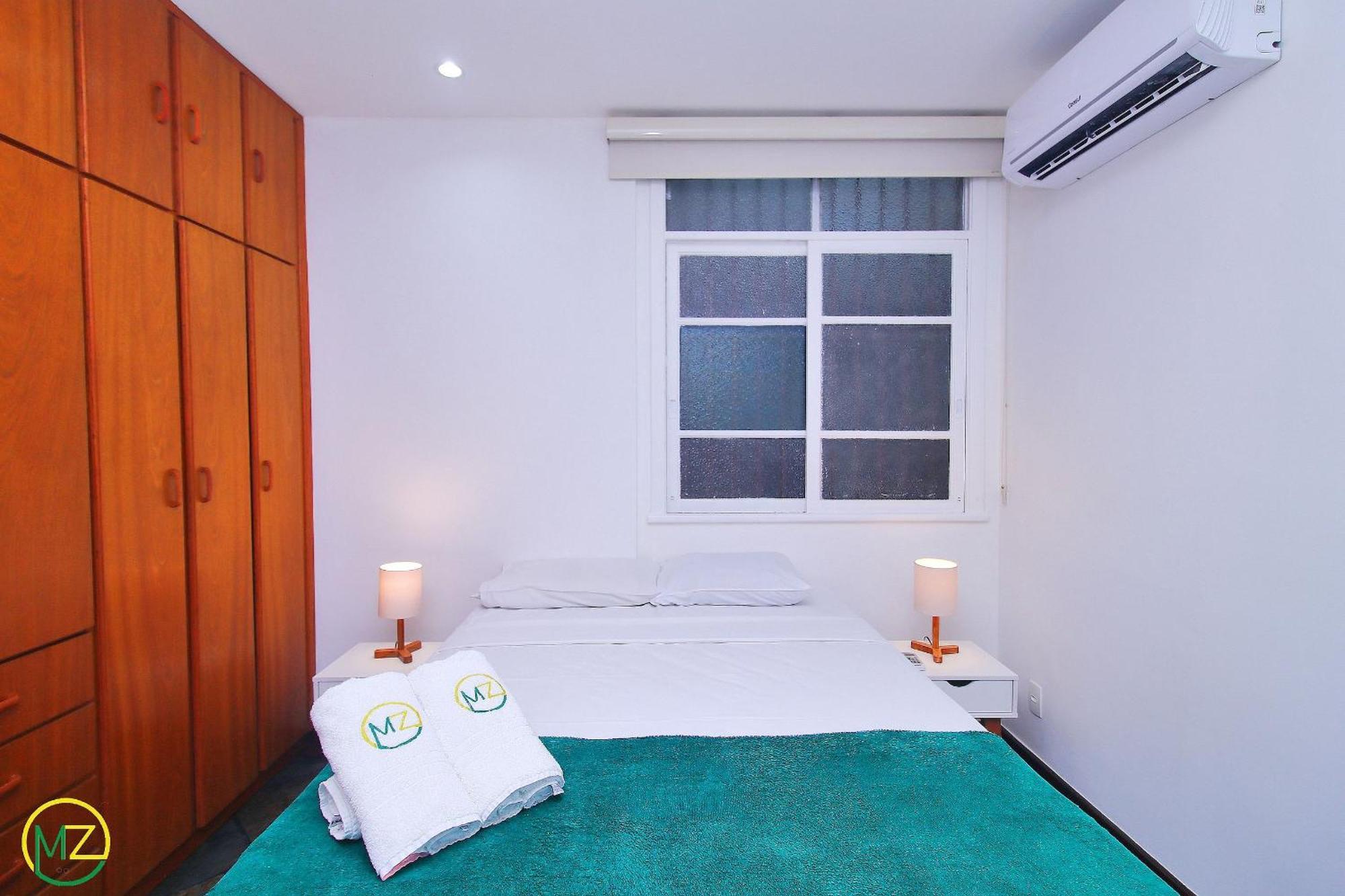 Lindo Sala E Quarto, Pe Na Areia Em Ipanema *