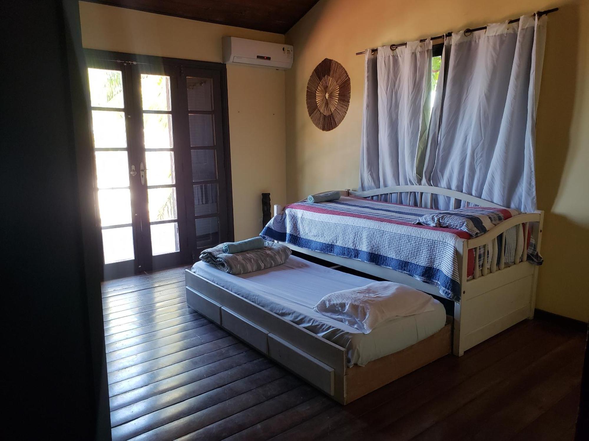 Casa de Férias Mansao Rustica Na Joatinga Piscina Fundo Infinito *