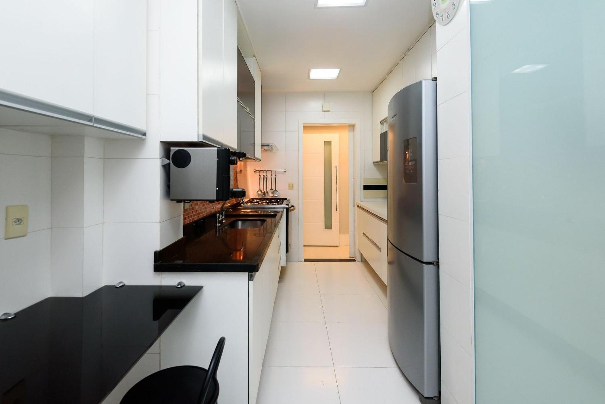 Moderno 3qtos A 200m Da | Nsc 1049/304 Apartamento *