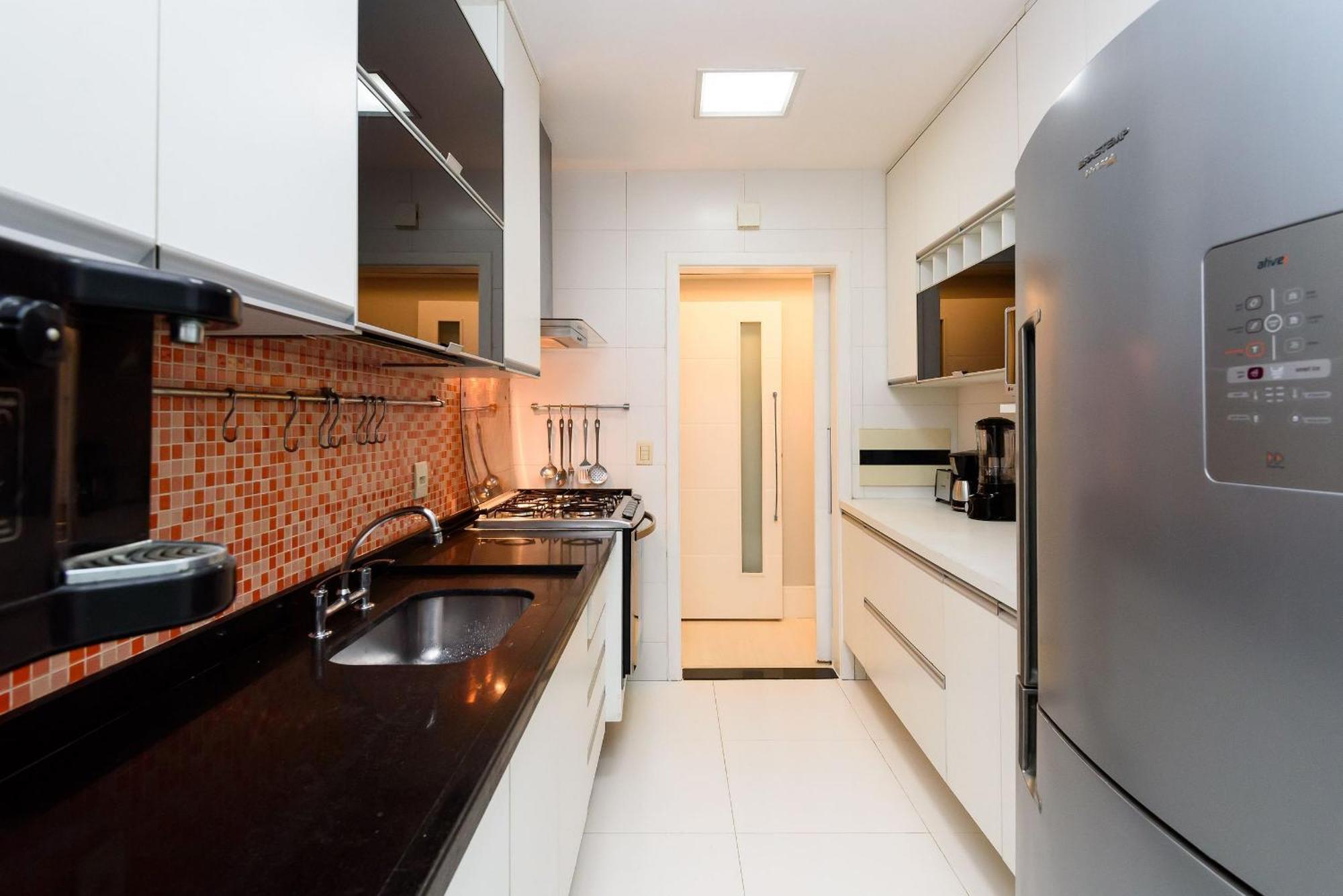 Moderno 3qtos A 200m Da | Nsc 1049/304 Apartamento *