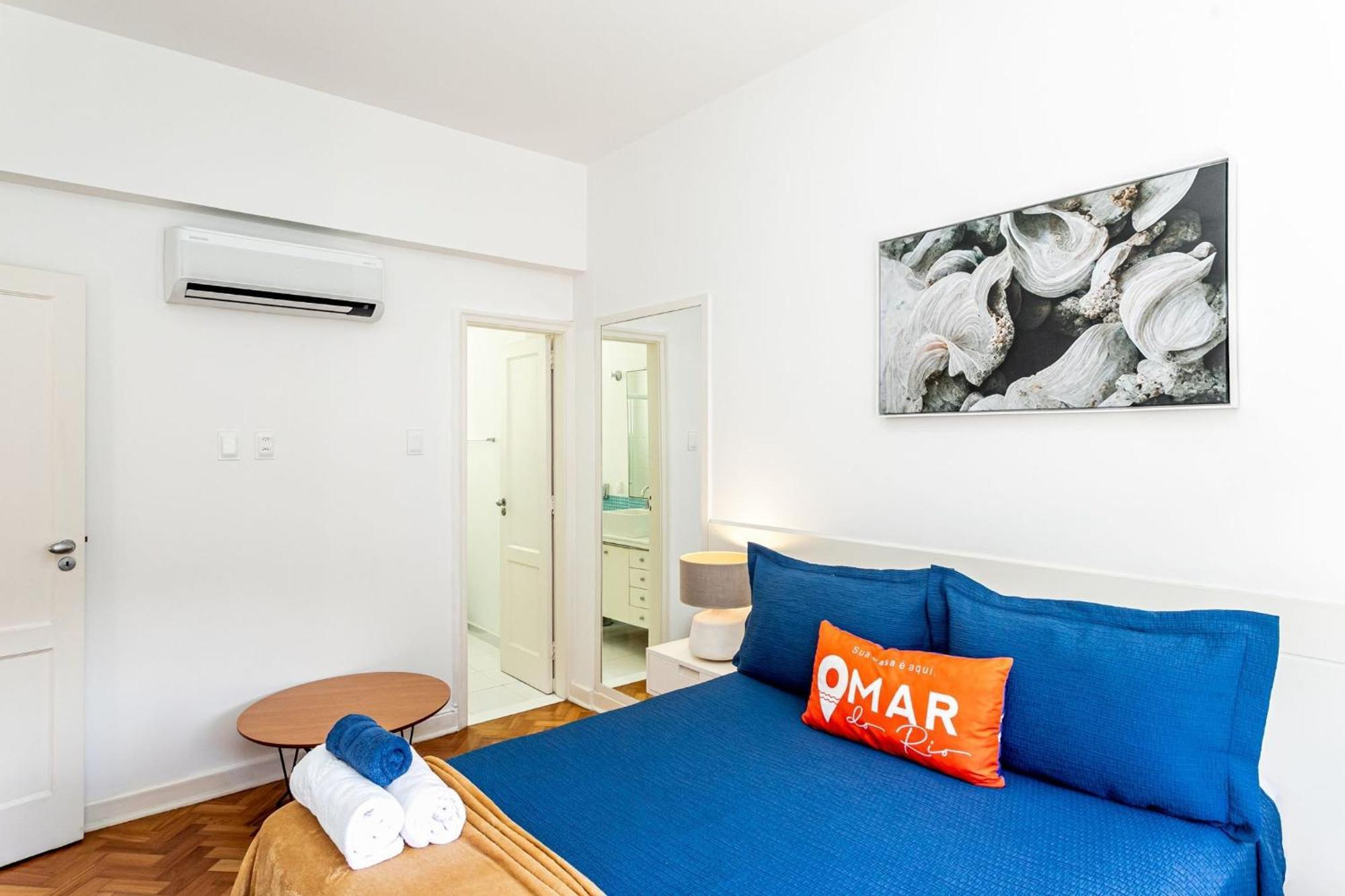 Quarto&sala A 350m Da De Ipanema | Vp145/802